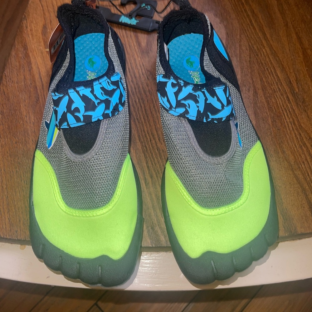 Newtz Kids Water Shoes - Neon Green and Blue size 4-5